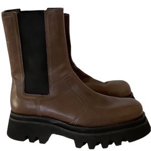 Never worn Zara Low Heeled Lug Sole Brown Leather Ankle Boot Size 9